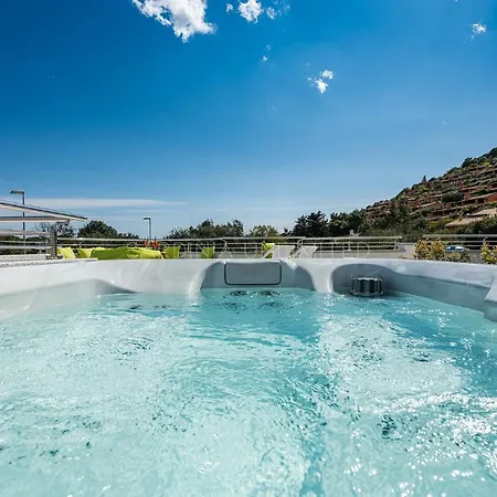 Villa Rey Miral *